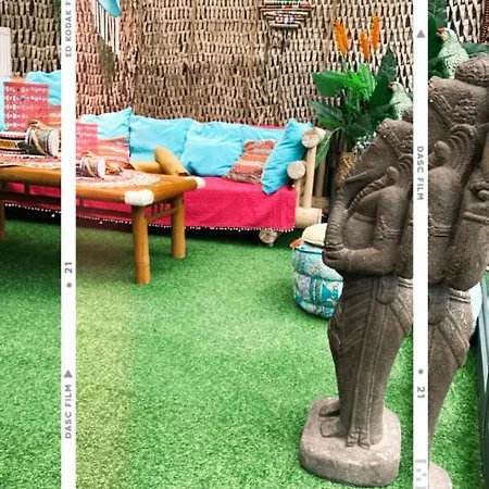 Mala India * Courcelles